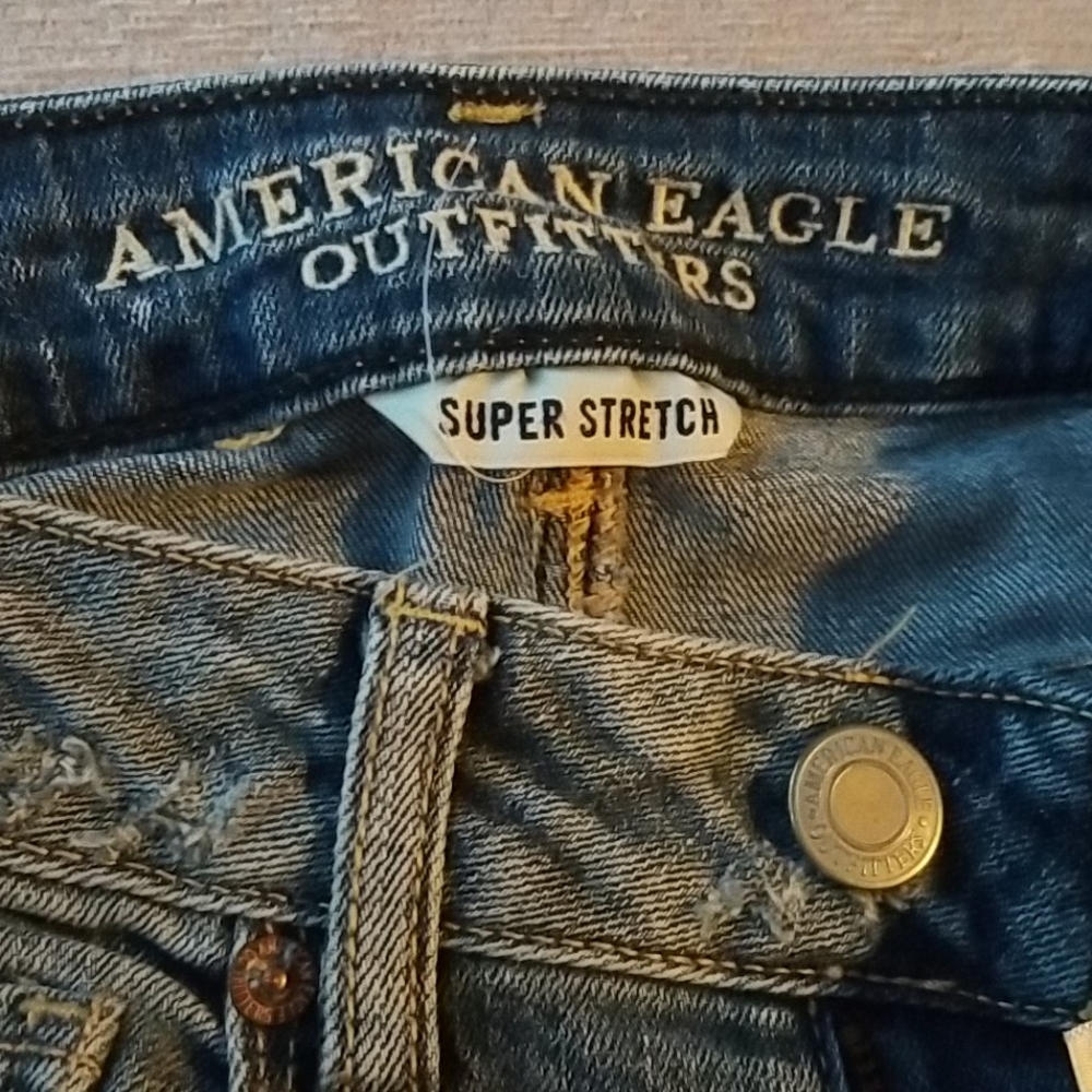 NWOT AE destroyed super stretch - Picture 4 of 7